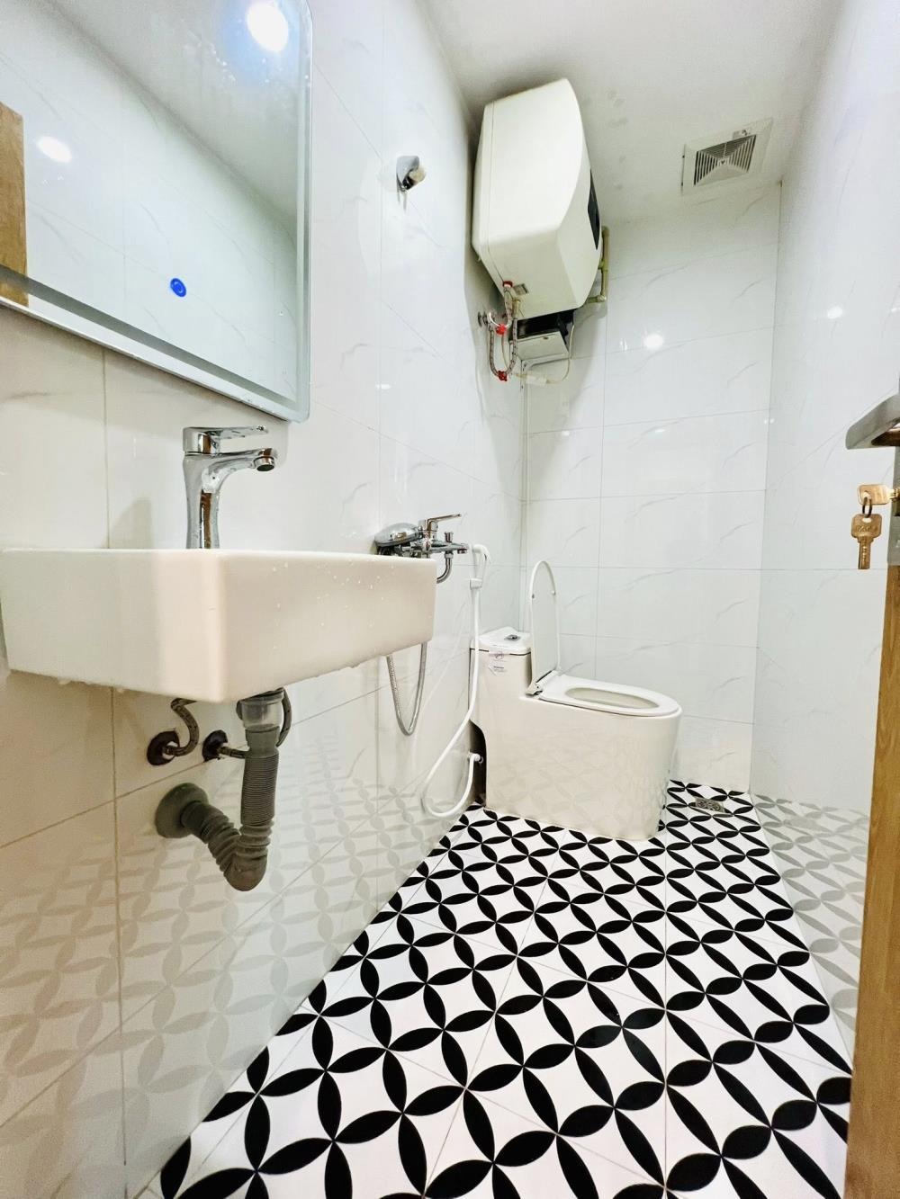 Bán nhà phố Văn Phú Hà Đông: 45m² - 3 Tầng - Oto Đỗ Cửa - 11.5 tỷ