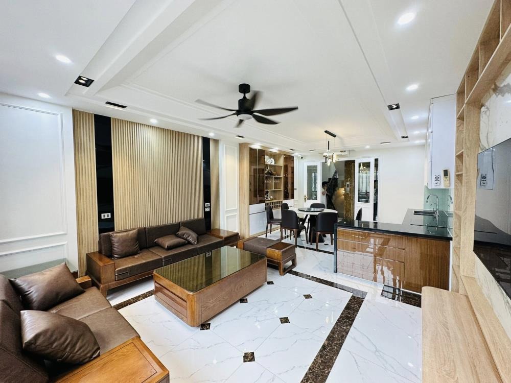 Bán nhà cầu giấy, 55m2 x 6 tầng, mặt tiền 5m, giá 25 tỷ - Phân lô, ô tô, kinh doanh