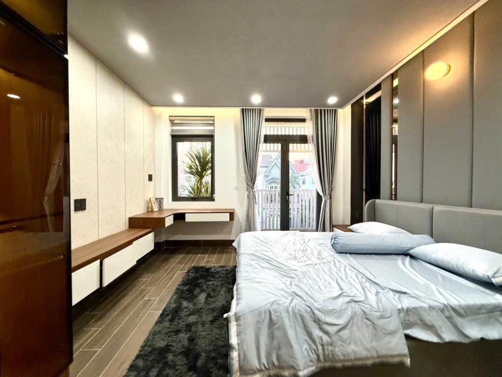 Bán nhà mặt tiền đường Nguyễn Văn Khối, P9, Gò Vấp - Hơn 16 tỷ - Full nội thất cao cấp