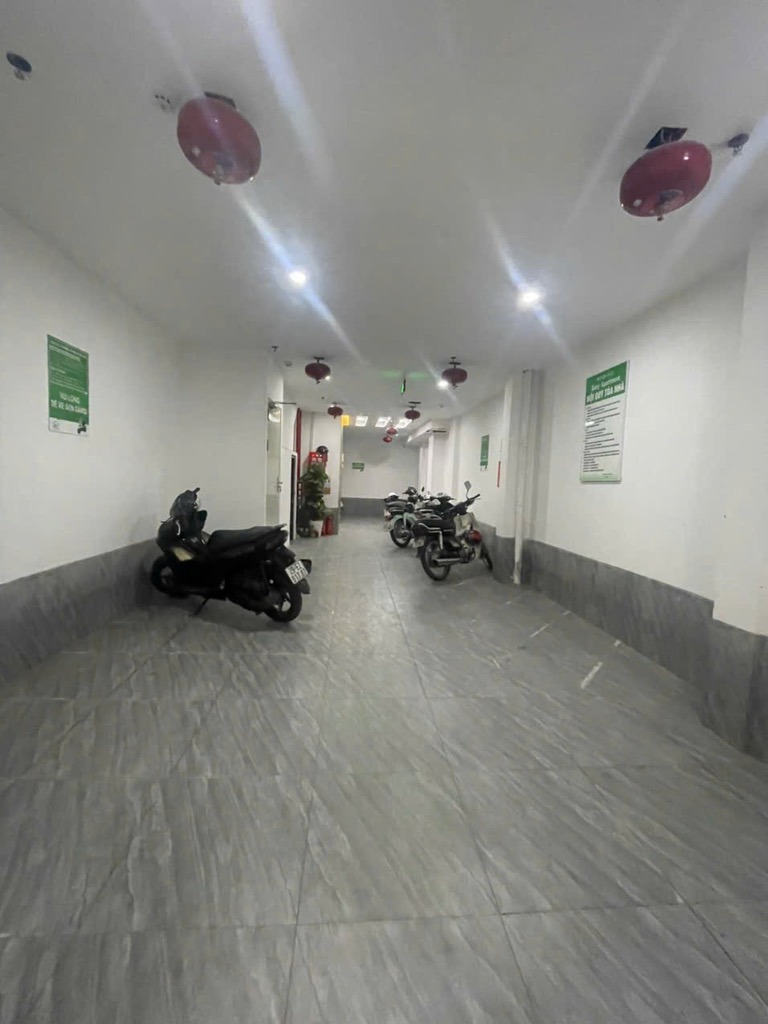 Nhà 8 Tầng Lô Góc, Trung Tâm Láng Hạ - Cầu Giấy: Kinh Doanh, Cho Thuê - 20.5 Tỷ