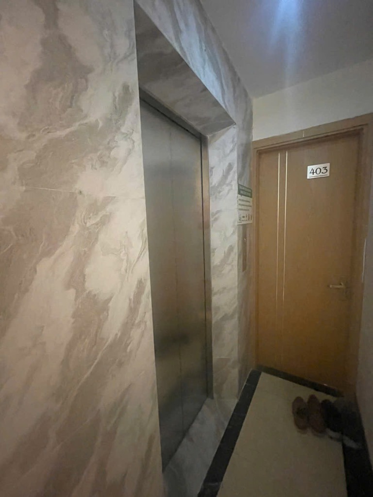 Nhà 8 Tầng Lô Góc, Trung Tâm Láng Hạ - Cầu Giấy: Kinh Doanh, Cho Thuê - 20.5 Tỷ