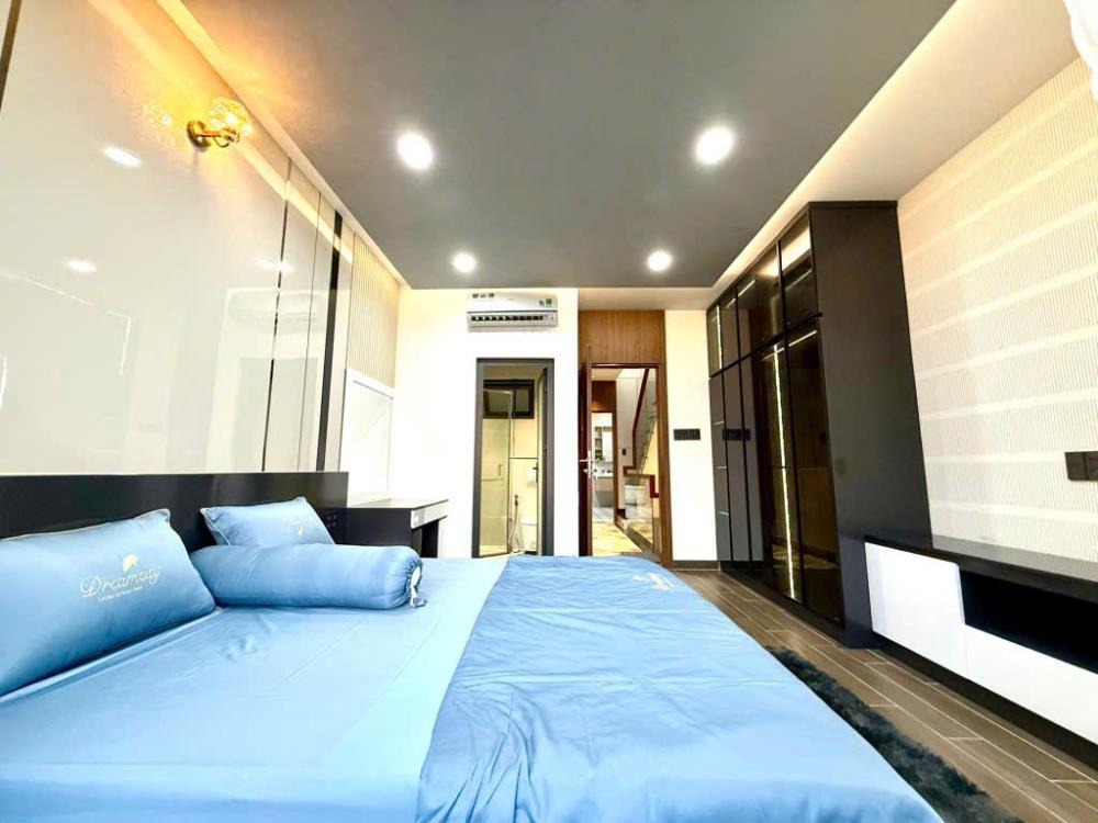Bán nhà mặt tiền đường Nguyễn Văn Khối, P9, Gò Vấp - Hơn 16 tỷ - Full nội thất cao cấp