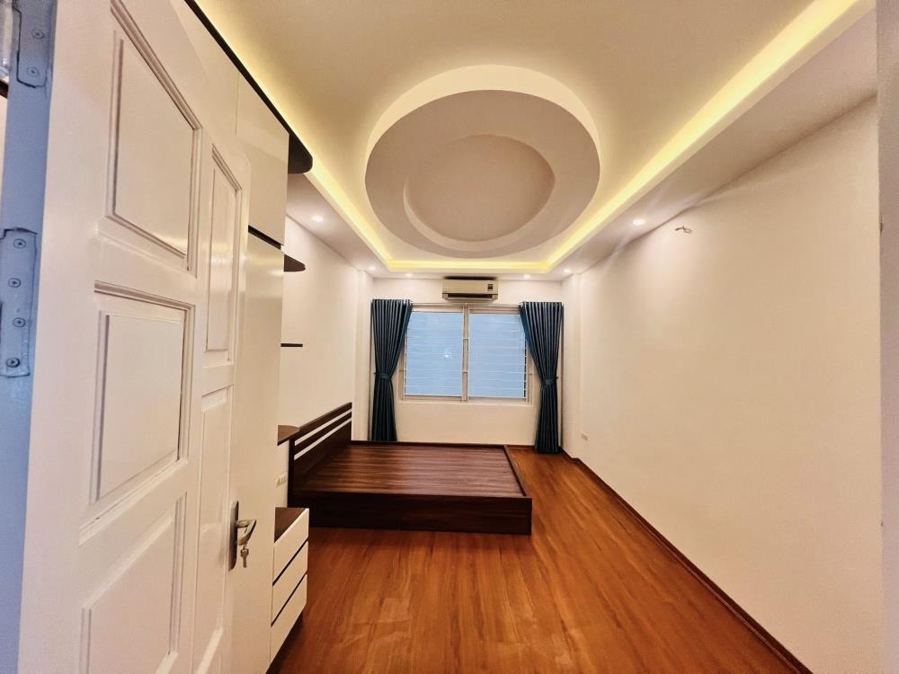 Bán nhà 5 tầng, 2 mặt thoáng, Trần Quốc Vượng, Cầu Giấy - 7.5 tỷ