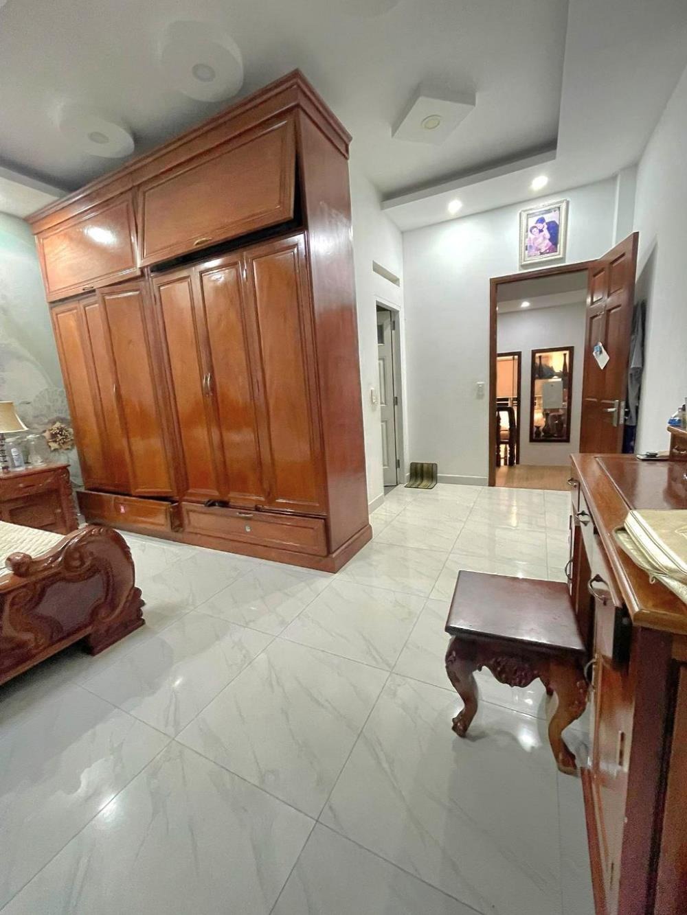 Bán nhà Tân Phú - 72m2, 4 tầng, giá 12 tỷ - Vị trí đắc địa, tiện kinh doanh