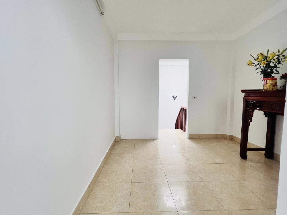 Bán nhà 5 tầng, 2 mặt thoáng, Trần Quốc Vượng, Cầu Giấy - 7.5 tỷ