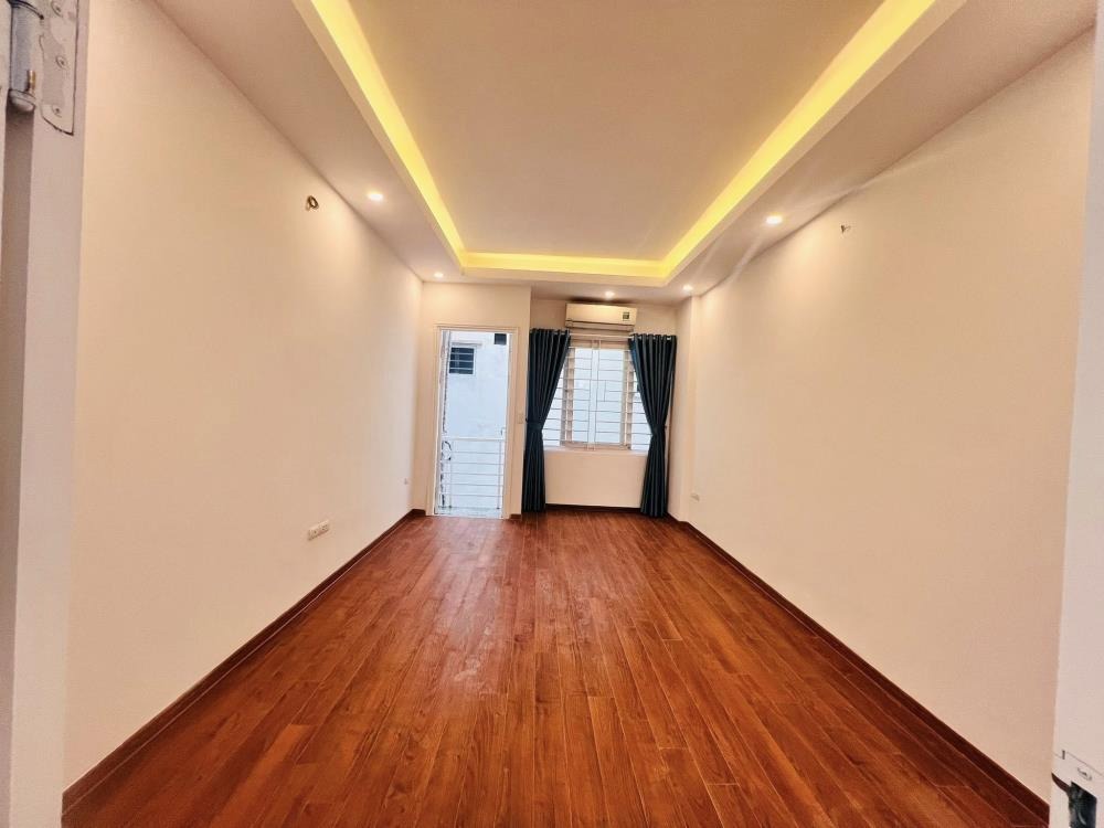 Bán nhà 5 tầng, 2 mặt thoáng, Trần Quốc Vượng, Cầu Giấy - 7.5 tỷ