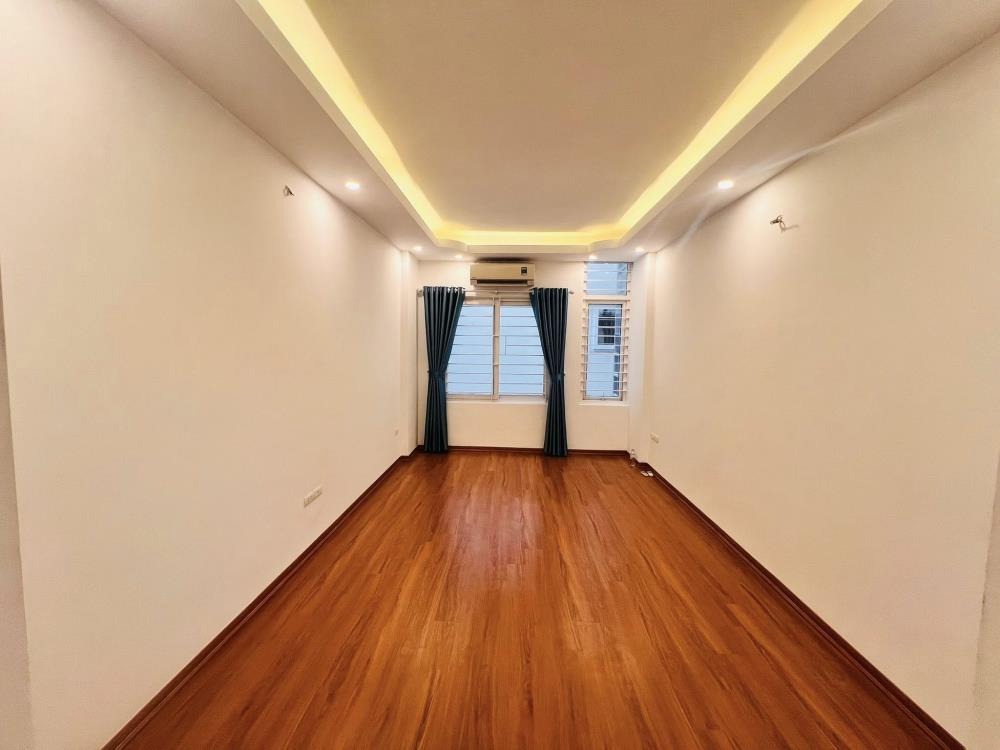 Bán nhà 5 tầng, 2 mặt thoáng, Trần Quốc Vượng, Cầu Giấy - 7.5 tỷ