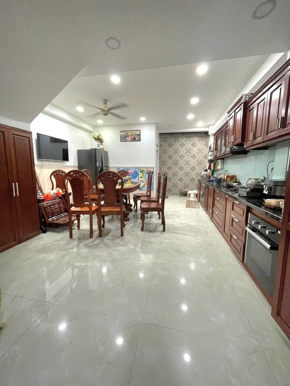 Bán nhà hẻm xe hơi, 4 tầng, 80m2, Nguyễn Hữu Tiến, Tân Phú - Giá 12.9 tỷ