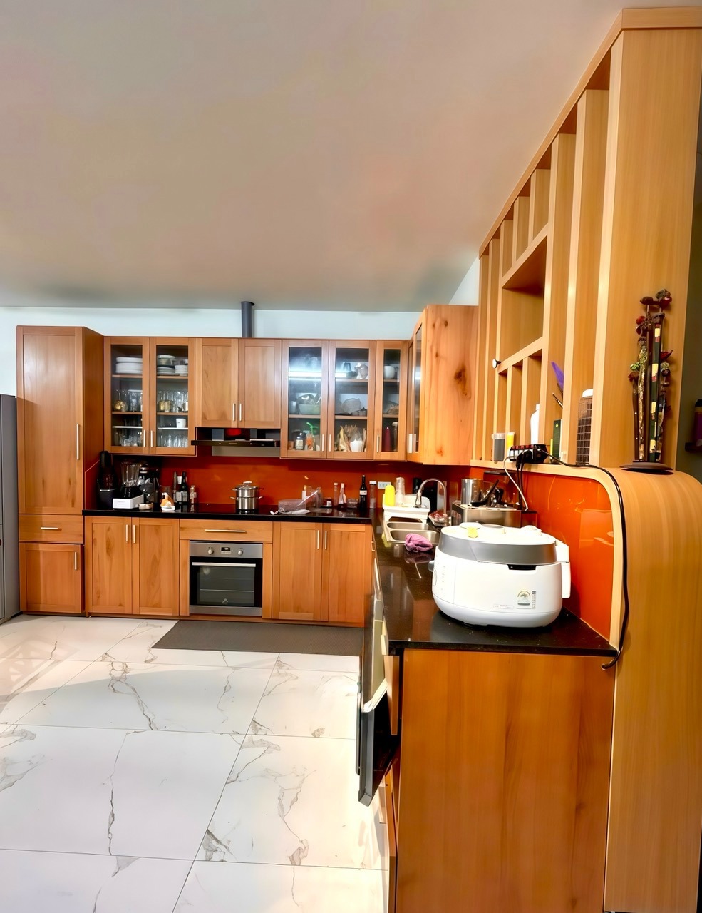 Bán Nhà Phố Thái Hà, Đống Đa - 69m2, 5 Tầng, 15.5 Tỷ - Gần Ô Tô, Thang Máy