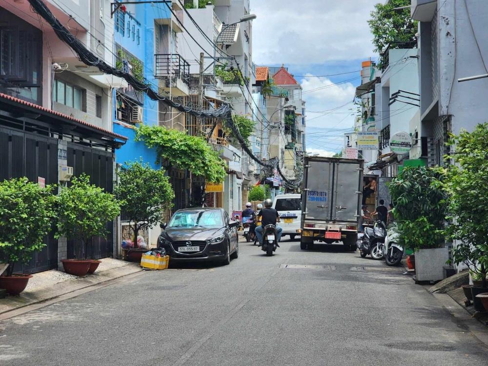 Chdv Quận 10: Dòng Tiền Khủng 112 triệu/tháng - Lợi Nhuận 7.5%/năm