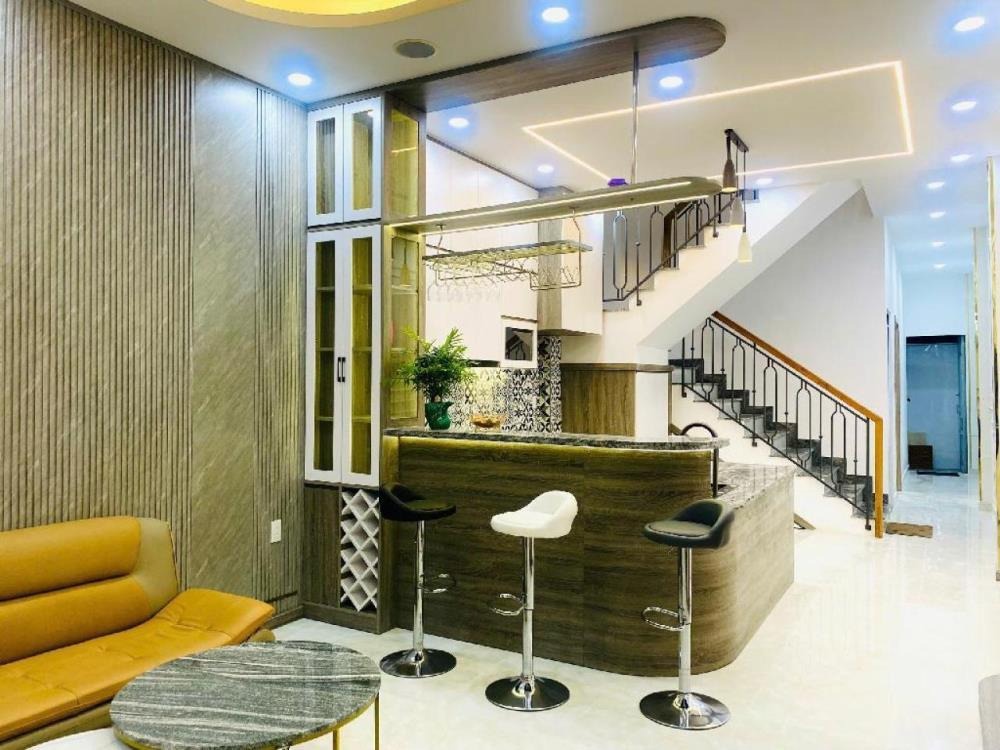 Nhà Thạnh Lộc 83m² - 3PN, SHR, Giá 5.6 tỷ