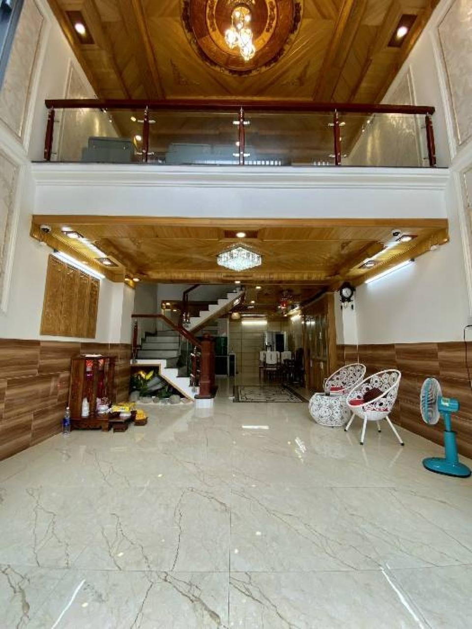 Nhà Nở Hậu 4 Tầng Nguyễn Văn Khối, 59m2, 7.x tỷ - Vị Trí Đắc Địa