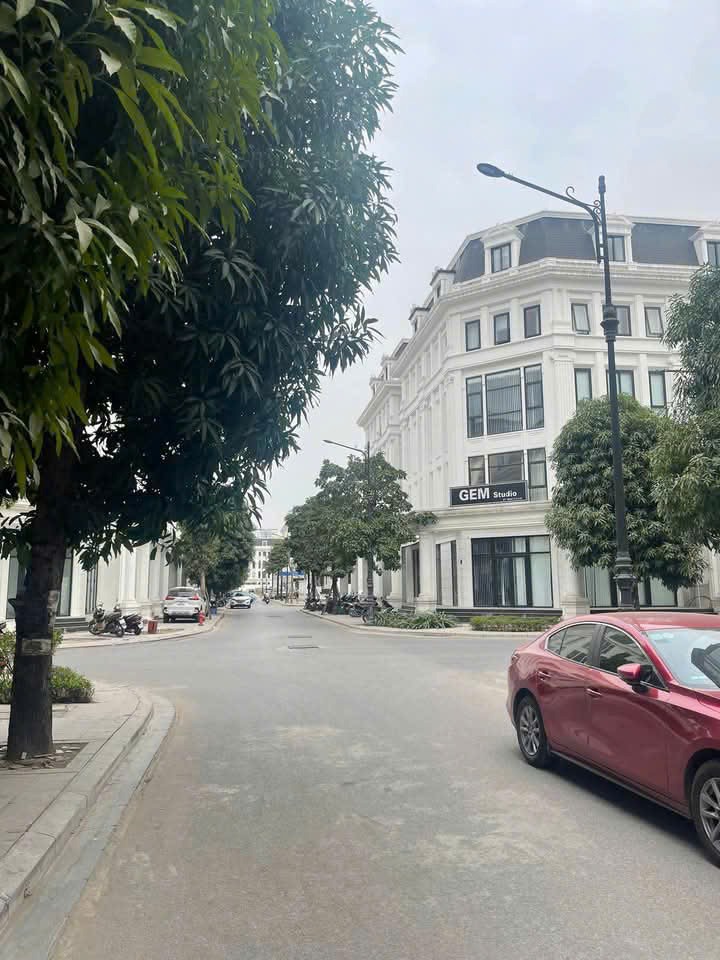 Bán nhà KĐT Luois Tân Mai: 107m2, Phân Lô, Ô Tô, Vỉa Hè, Giá 27.5 tỷ