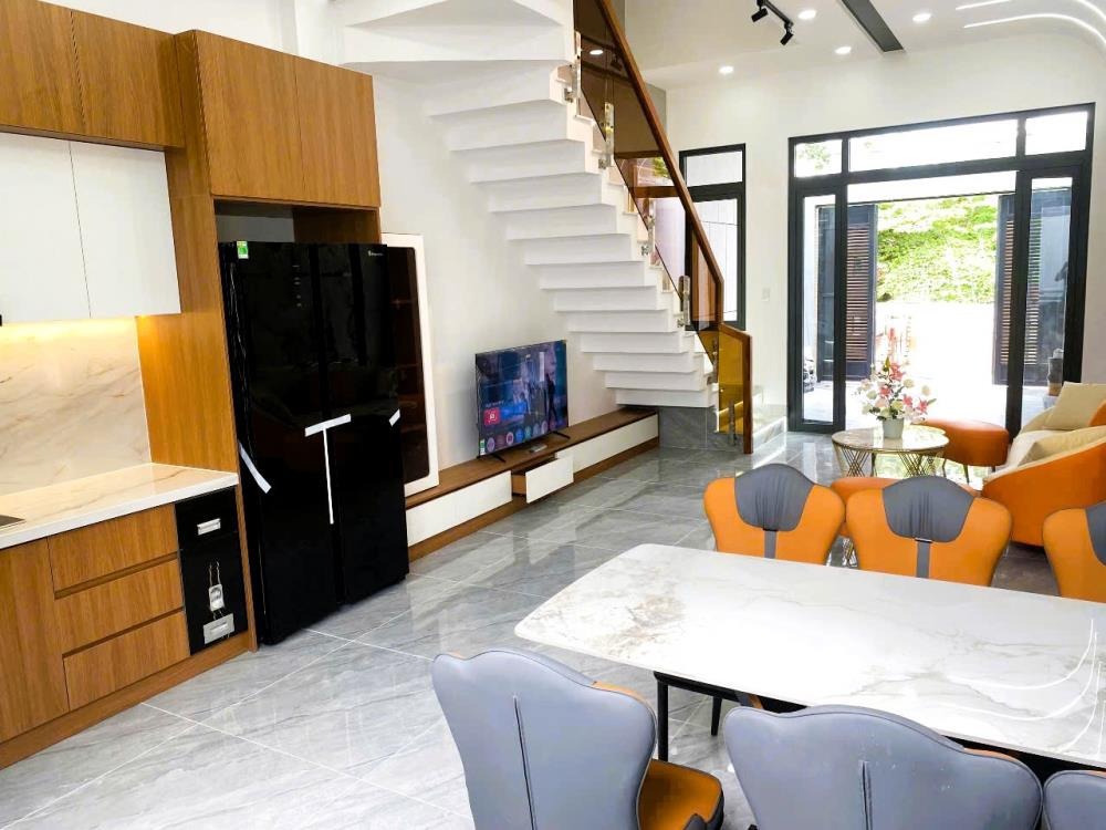 Bán Nhà Thủ Đức Mới Xây 4 Tầng, Full Nội Thất, Giá 7.25 Tỷ - 0938.914878