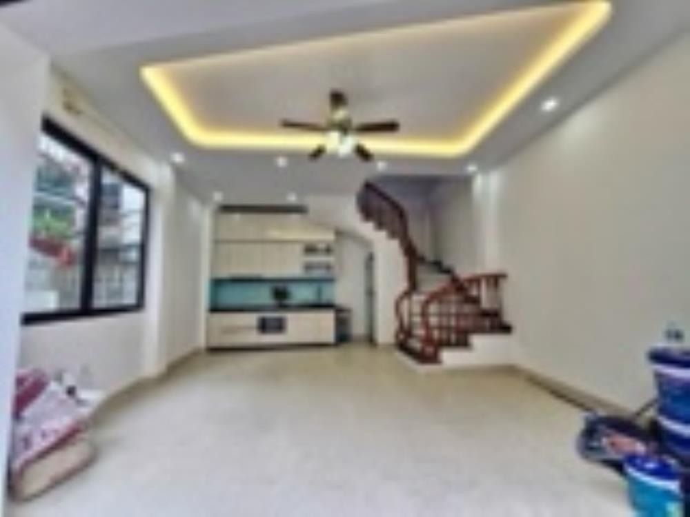 Bán Nhà Lô Góc La Khê, Hà Đông: 5 Tầng, Ô Tô Đỗ Cửa, Giá Tốt