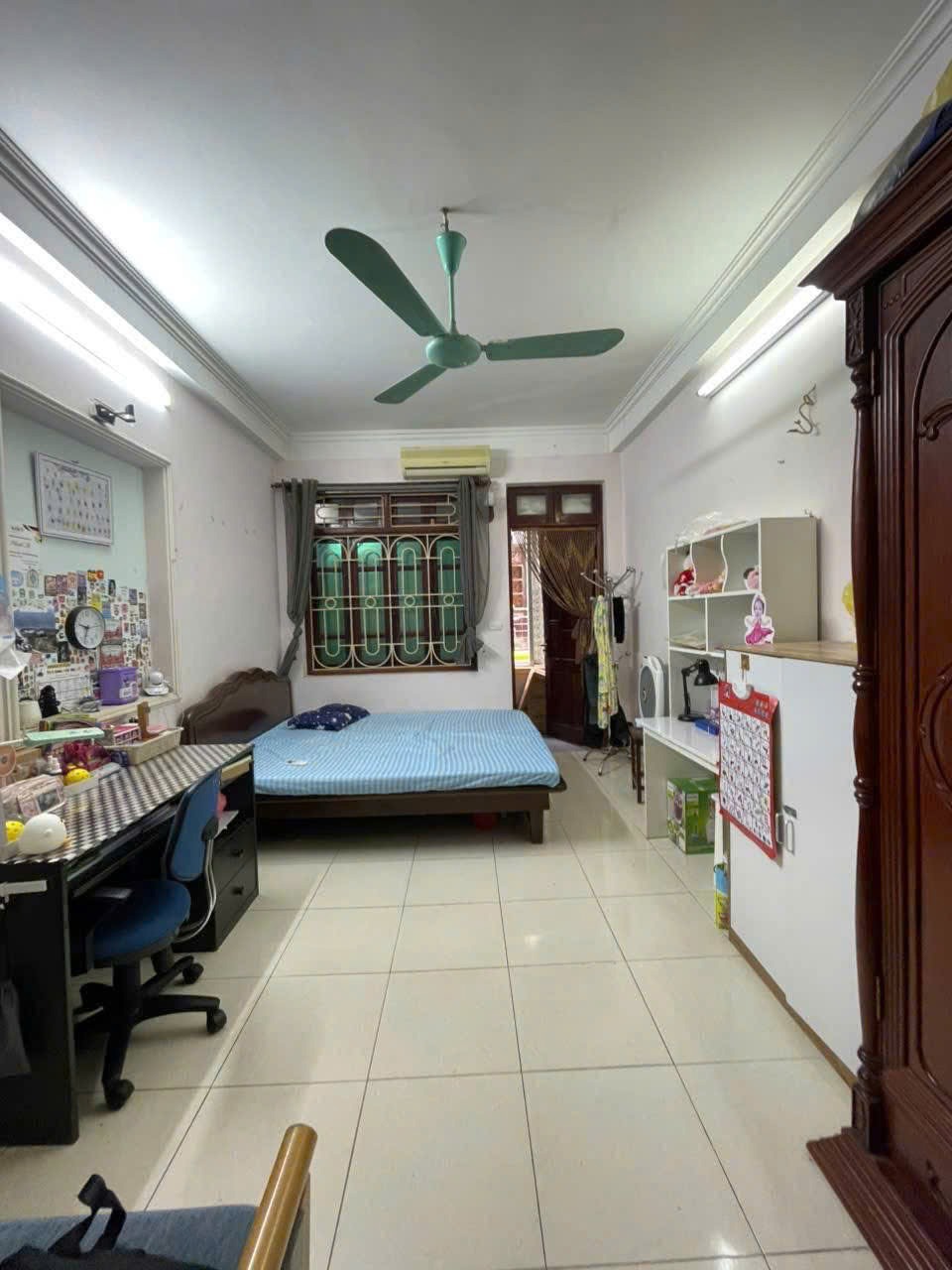 Siêu phẩm Nhà Đẹp Đống Đa - Kinh Doanh - Ô Tô - Giá 18.3 Tỷ