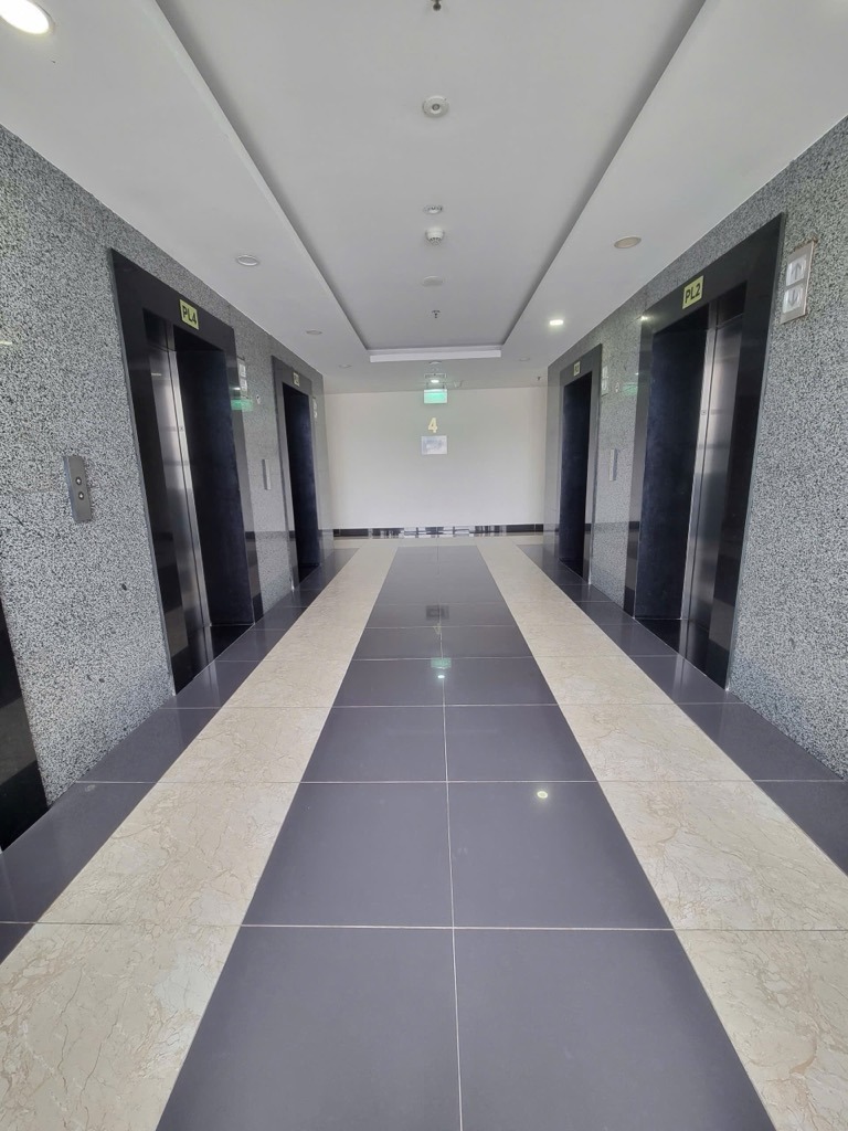 Bán Căn Góc Vimeco Nguyễn Chánh: 94m2, 3PN, Giá 8.3 Tỷ
