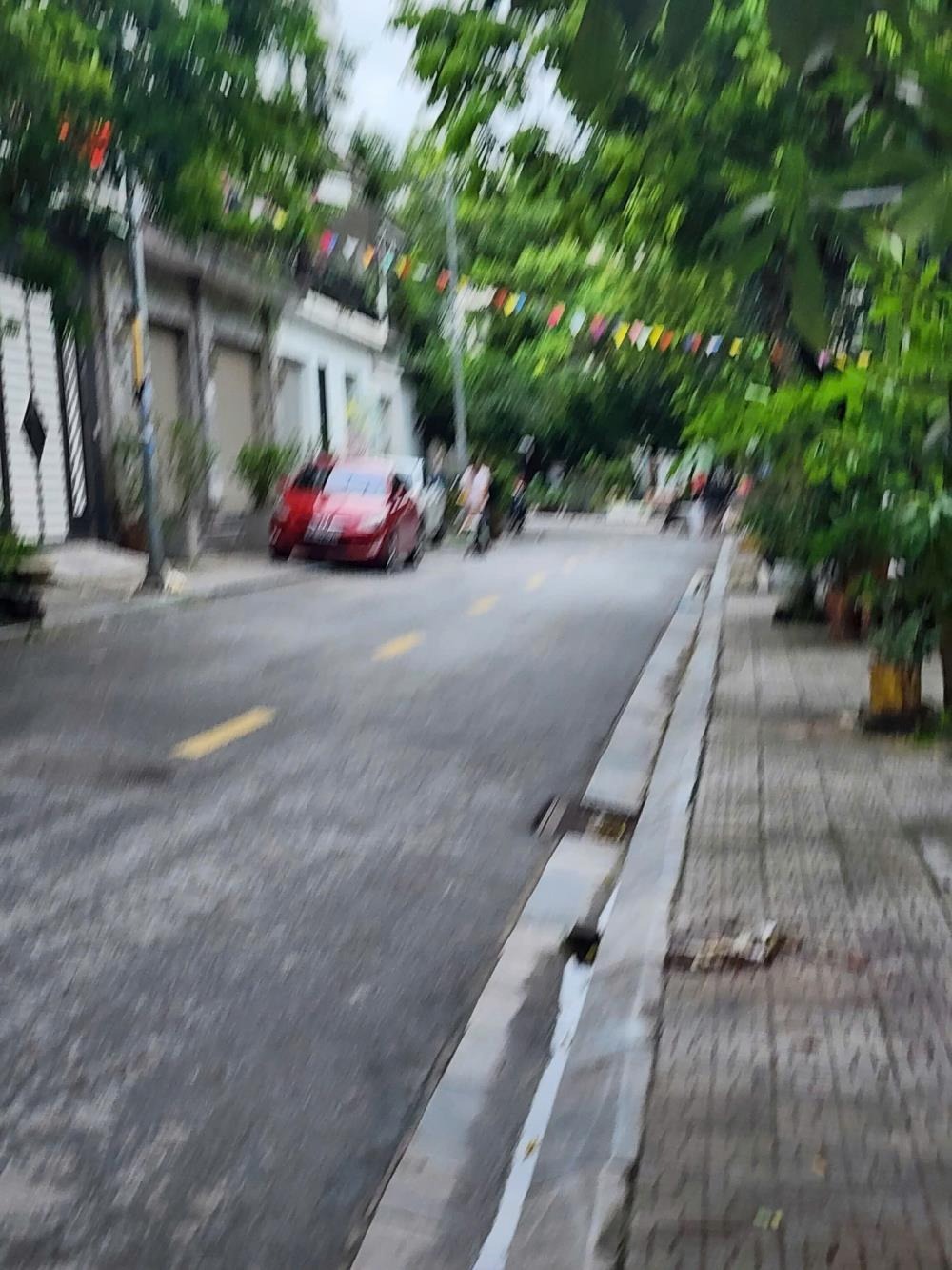 Bán Nhà KĐT Văn Phú Hà Đông - Vỉa Hè, Ô Tô Đỗ Cửa