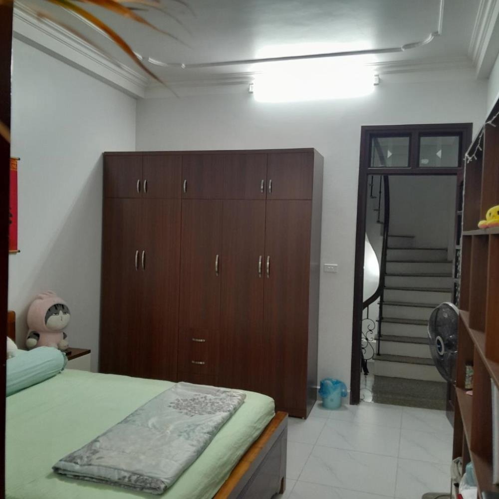 Bán nhà Đội Nhân, Ba Đình Full Nội Thất - 5 Tầng, Giá Tốt