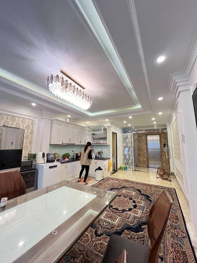 Bán Gấp Nhà Thái Hà: 52m2, 6 Tầng, Mặt Tiền 4.3m, Kinh Doanh, Giá 20.5 Tỷ