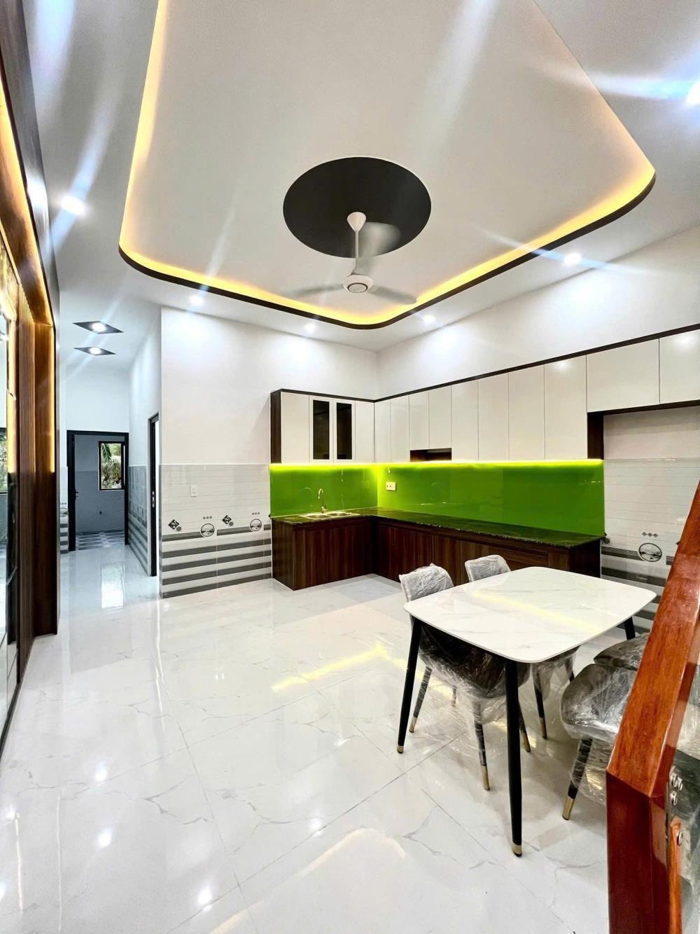 Bán Nhà Hẻm Xe Hơi Trường Chinh, Tân Bình - 7.5 Tỷ (TL) - Vị Trí Đắc Địa