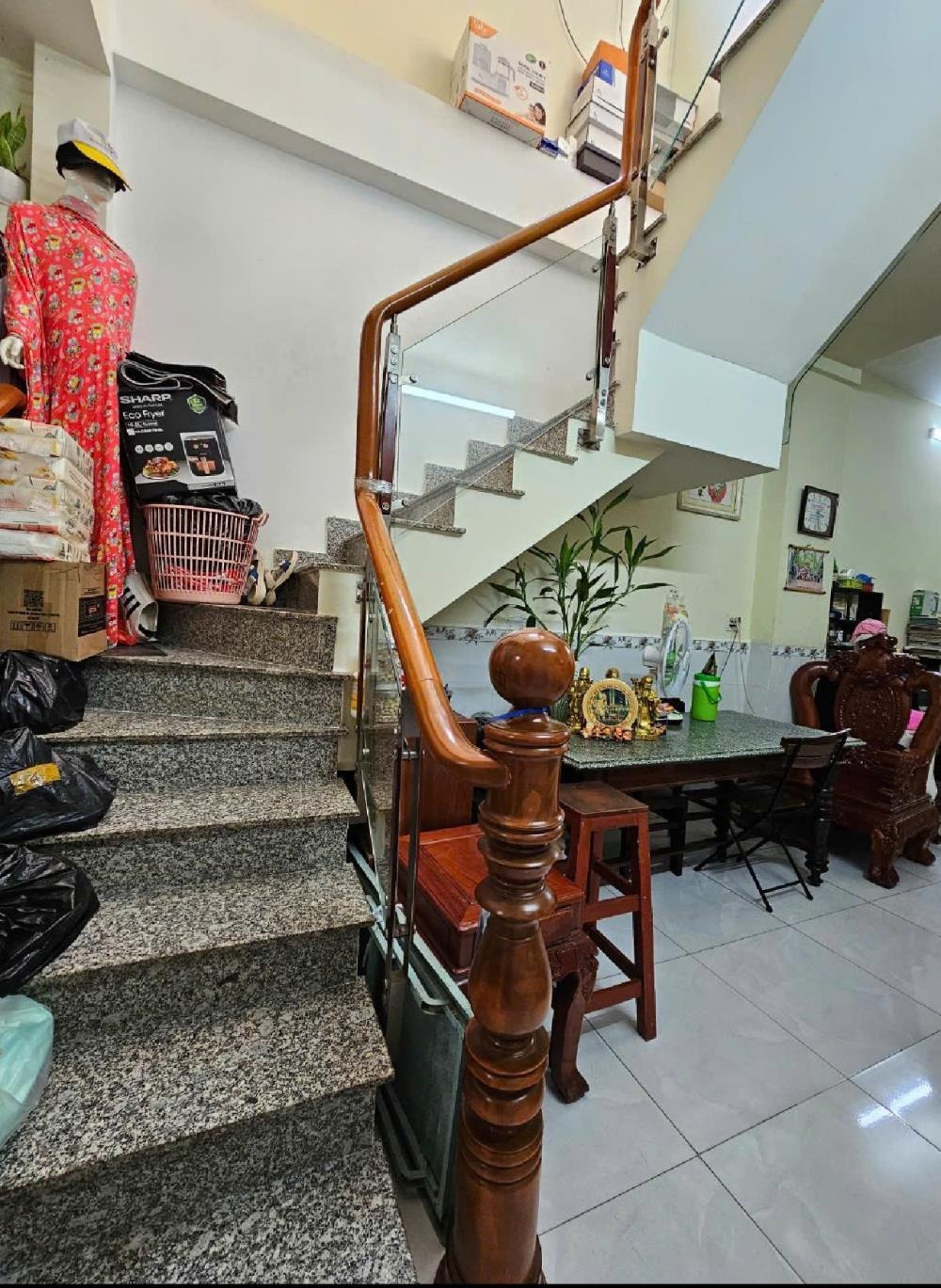Bán nhà Tân Phú - 56m2, 1 Lầu, 5.45 Tỷ - Hẻm Thông, Gần Chợ, Trường Học