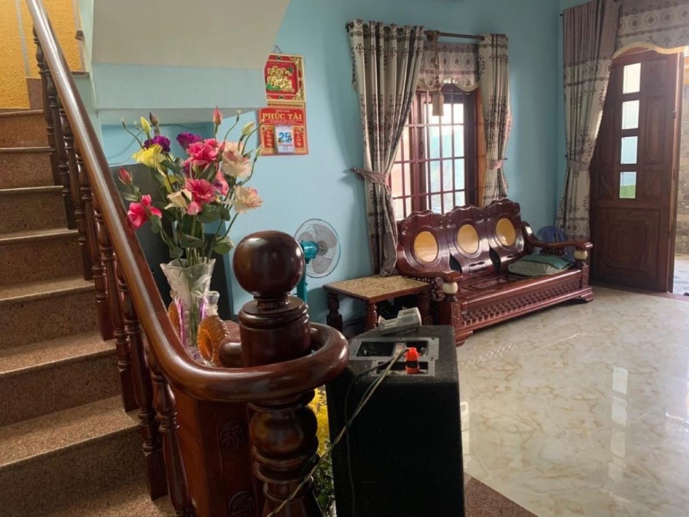 Nhà 2 Tầng Nở Hậu Nam Lân - 5.5x21m, 5.x Tỷ - Vị Trí Đắc Địa