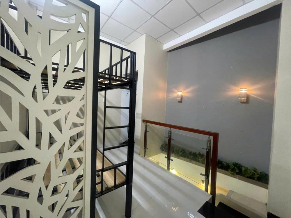 Nhà Hot 2 Tầng Thạnh Lộc, Q12: 26m2, Giá 1.x Tỷ - Vị Trí Đắc Địa