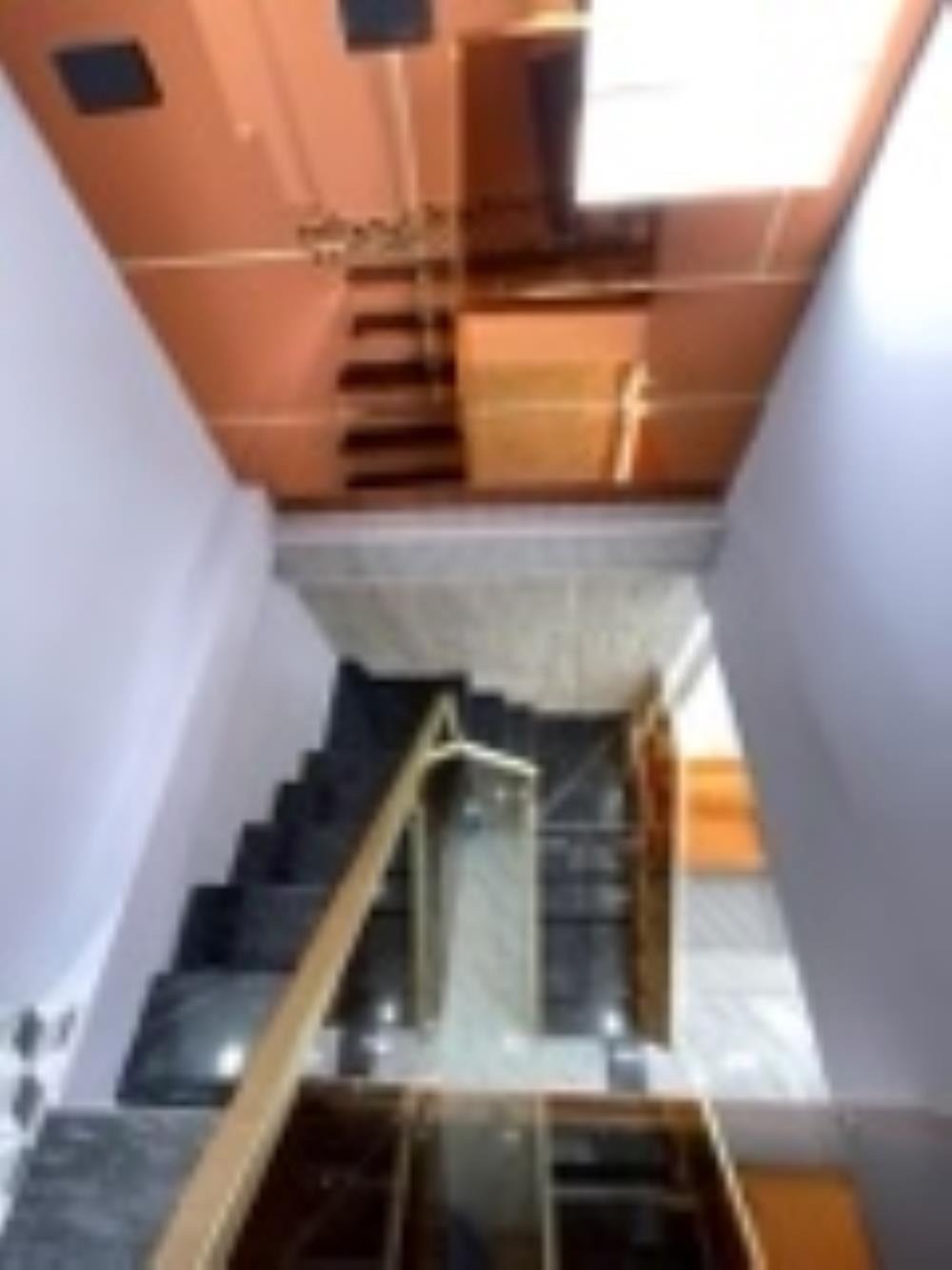 Nhà Mặt Tiền Hẻm 8m, Xe Hơi, Tân Bình - Giá Chỉ 7 Tỷ