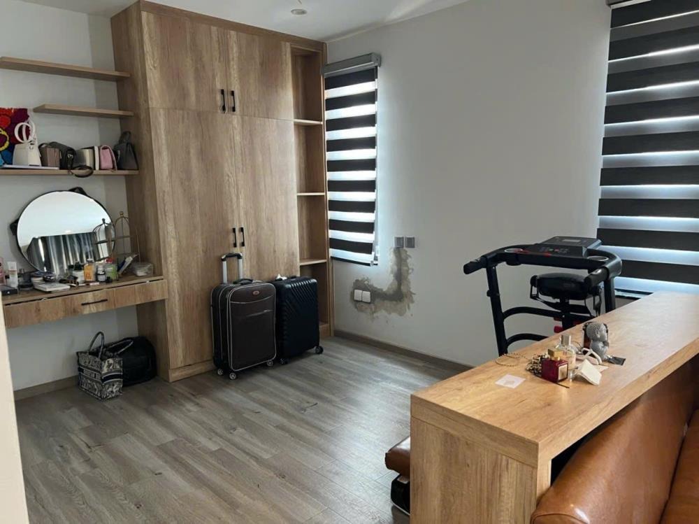 Bán Tòa Nhà Cho Thuê 9 Tầng, View Hồ Tây - Lợi Nhuận Cao