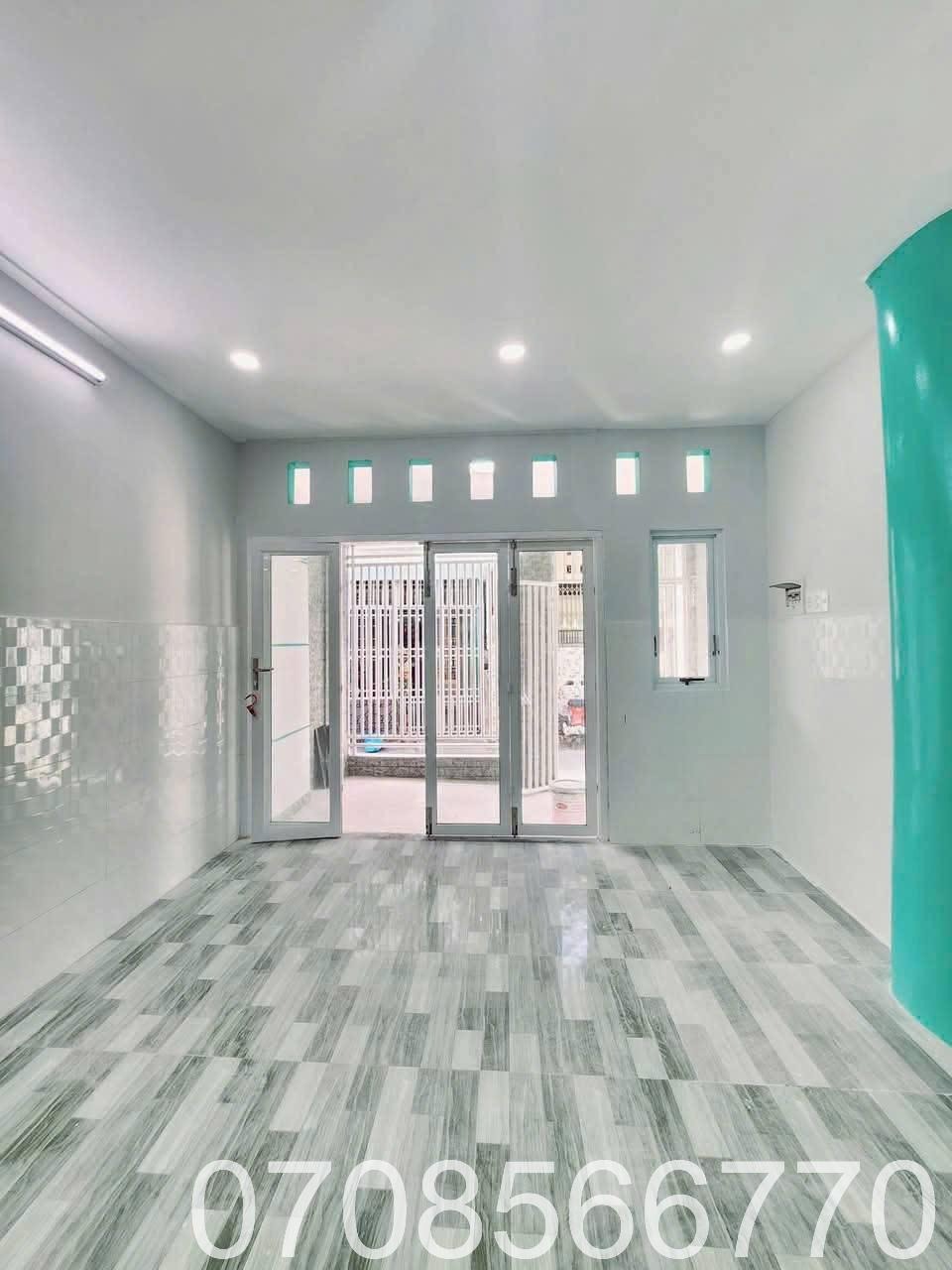 Nhà nhỏ xinh 600 triệu, 39m2 KDC, tiện ích đầy đủ
