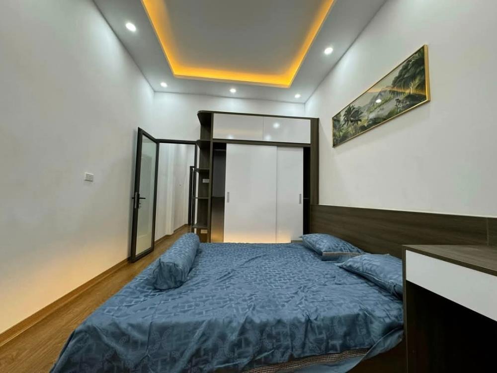 Bán Nhà Phân Lô Trần Duy Hưng, Cầu Giấy: Vị Trí Đẹp, Kinh Doanh Tốt
