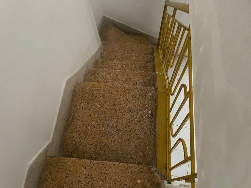Nhà Đống Đa Kinh Doanh - Ô Tô Vào Nhà - Giá 9.5 Tỷ