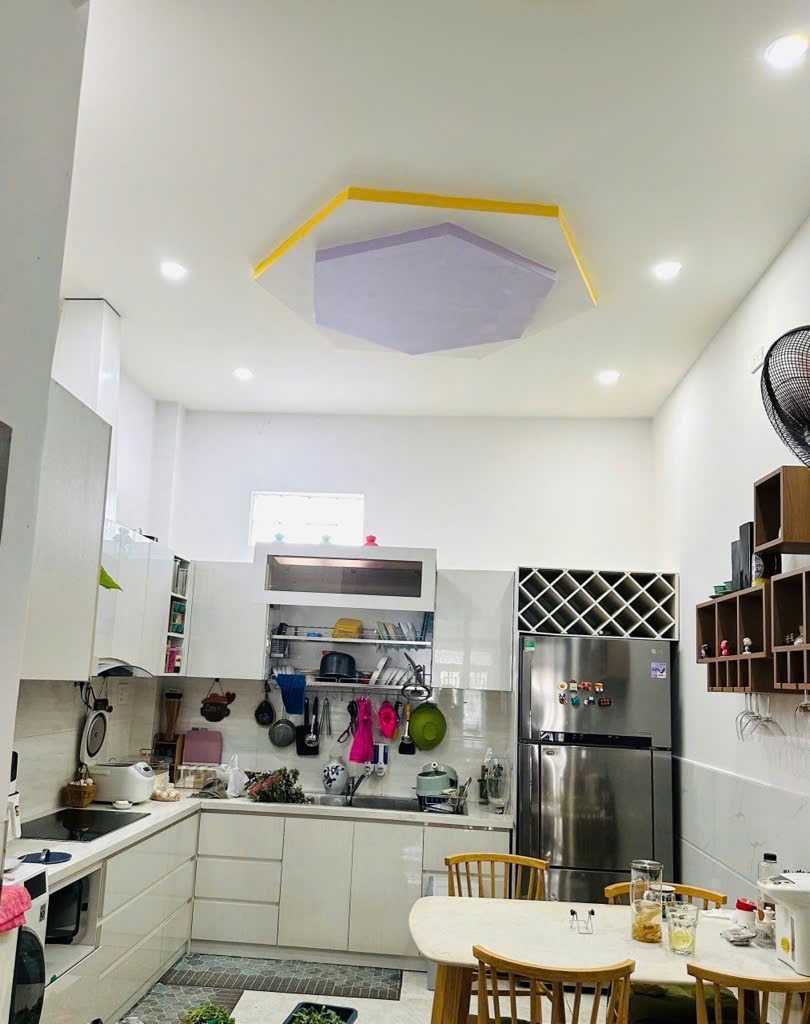 Bán nhà đẹp 4 tầng, 48m2, Quận X, giá 7.5 tỷ - Pháp lý chuẩn