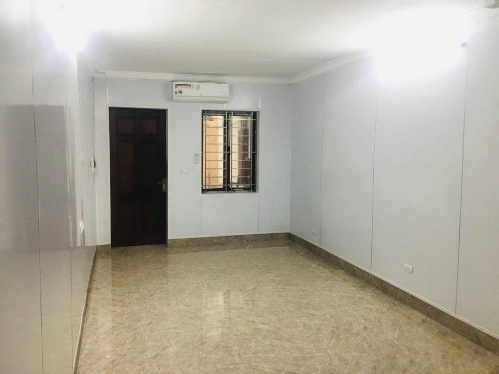Bán nhà Trương Định 2 tầng, 66m2, giá 10.9 tỷ - Vị trí đẹp, thoáng đãng