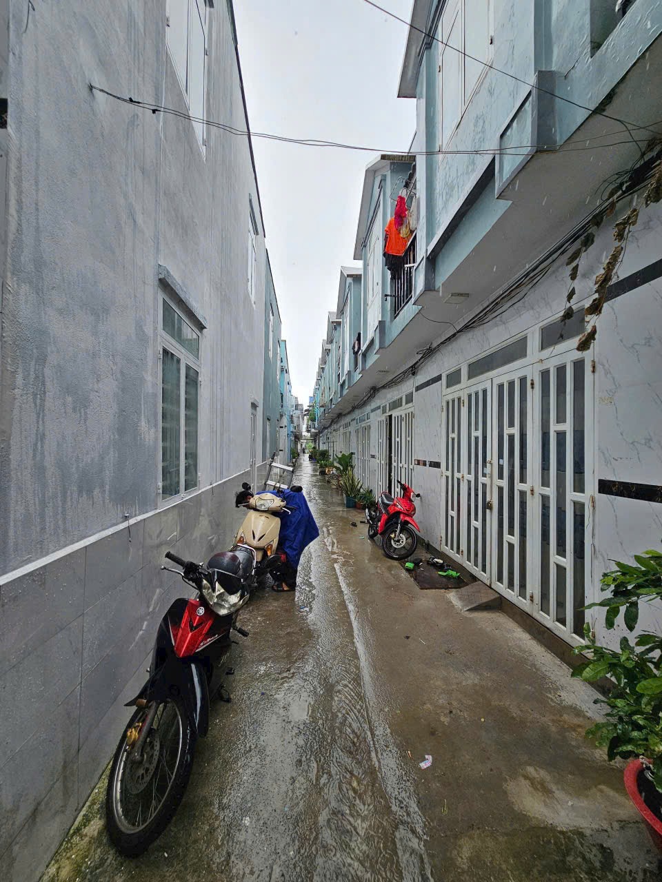 Nhà Đẹp Hóc Môn, Gần Chợ & KCN - Giá Từ 800tr, Sổ Hồng Riêng