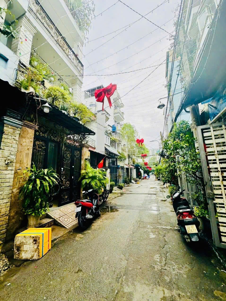 Bán nhà Tân Phú - 4x21m, Giá 7.9 Tỷ Thương Lượng - Vị Trí Đắc Địa