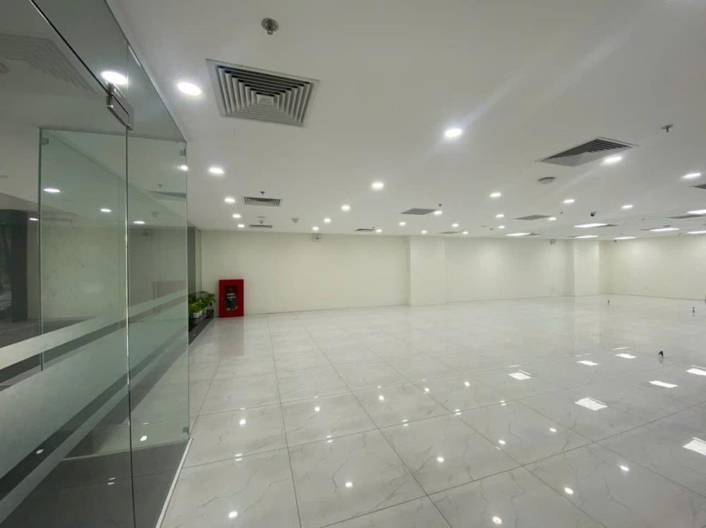 Bán Tòa Nhà Mặt Phố Lạc Long Quân - View Hồ Tây - 630 Tỷ