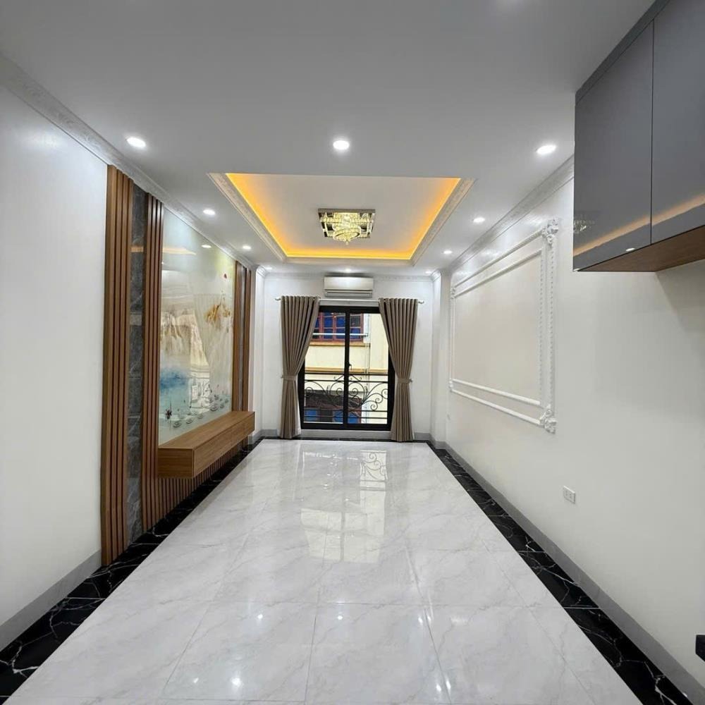 Bán Gấp Nhà Bùi Xương Trạch, 72m², 5 Tầng, Ô Tô Vào, Giá 12.8 Tỷ