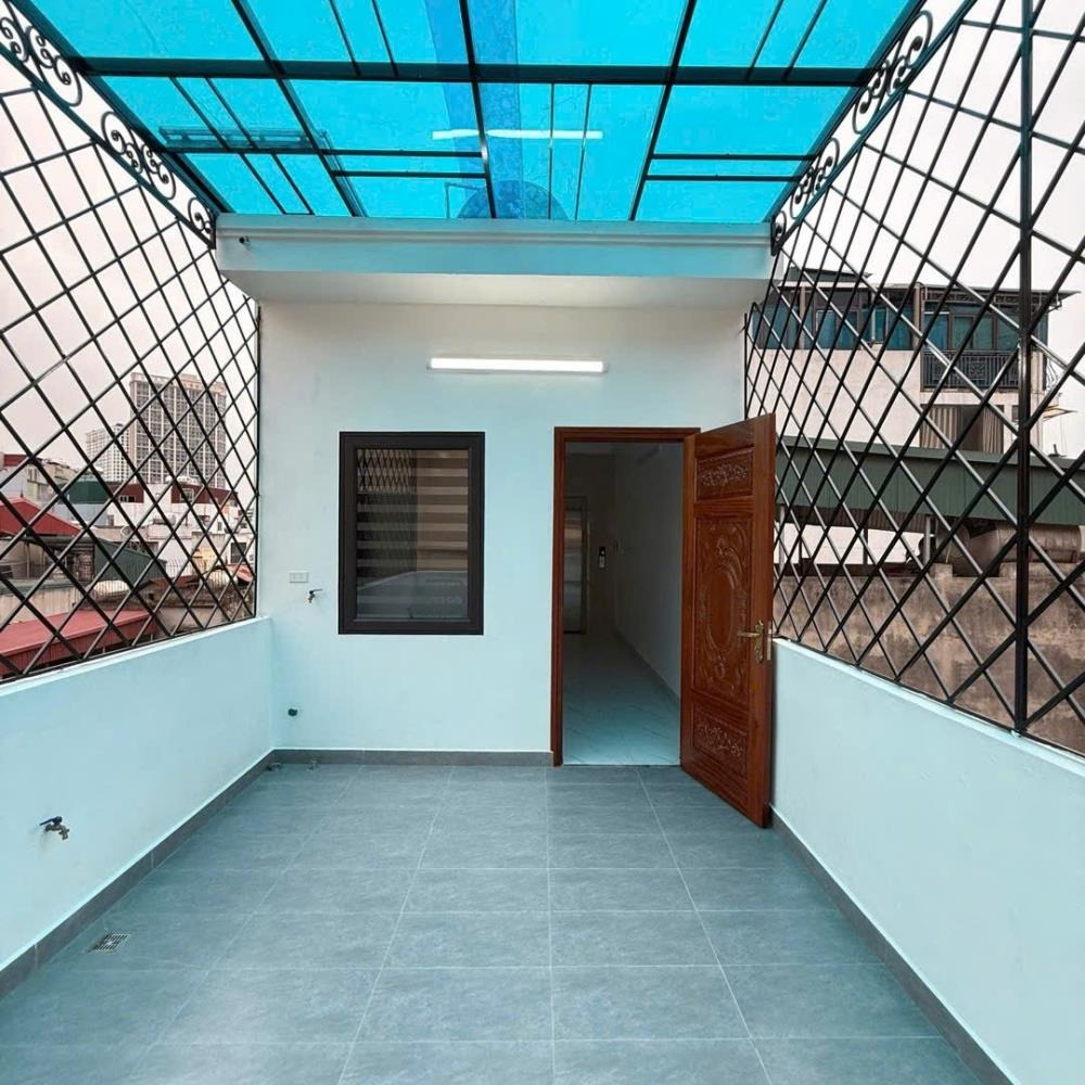 Bán Gấp Nhà Bùi Xương Trạch, 72m², 5 Tầng, Ô Tô Vào, Giá 12.8 Tỷ