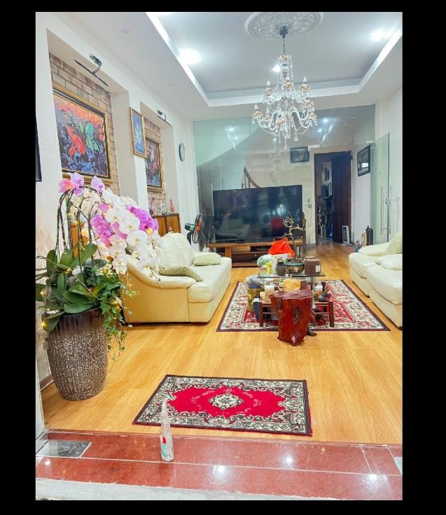 Bán nhà mặt ngõ Giải Phóng 128m² - 4 tầng - Ô tô tránh - Kinh doanh đỉnh cao