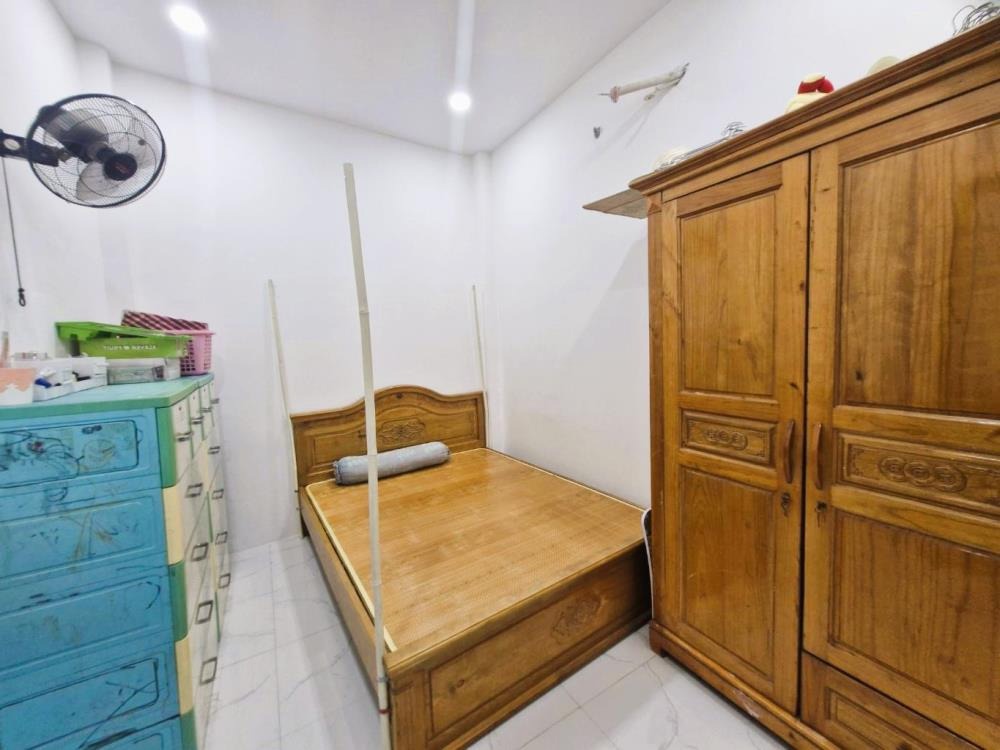 Bán nhà gần KCN Long Trường Quận 9: 2 tầng, 51m2, 4 tỷ