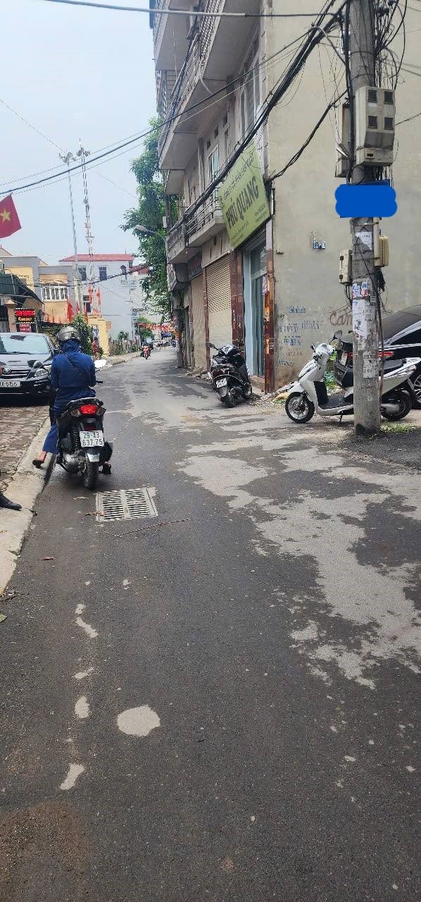Bán nhà C4 Xuân Phương 51m², gần ô tô, ngõ rộng giá 7.65 tỷ