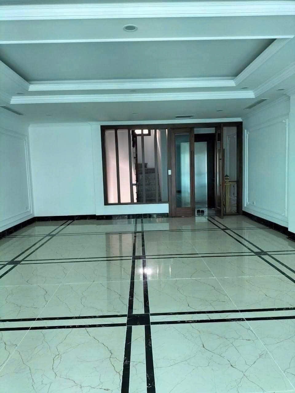 Bán Tòa Nhà Mặt Phố Quận Thanh Xuân - 69m2 x 9 Tầng - 32.98 Tỷ