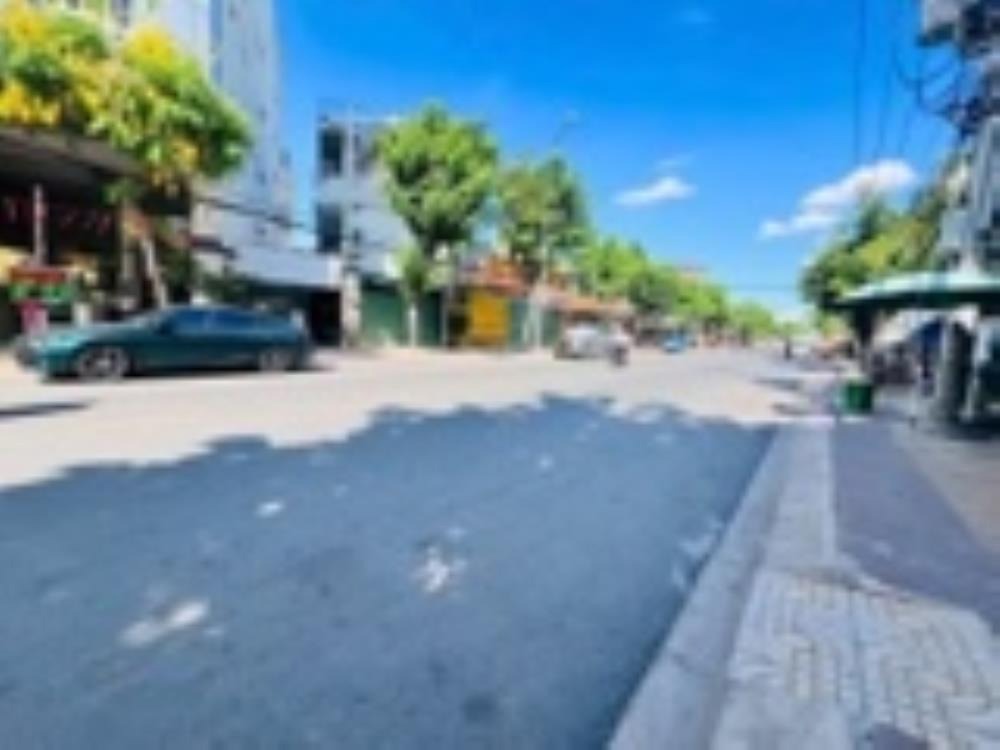 Bán nhà mặt tiền Tân Bình, gần Trường Chinh: 163m², 3 tầng, 24.5 tỷ - Sinh lời ngay!