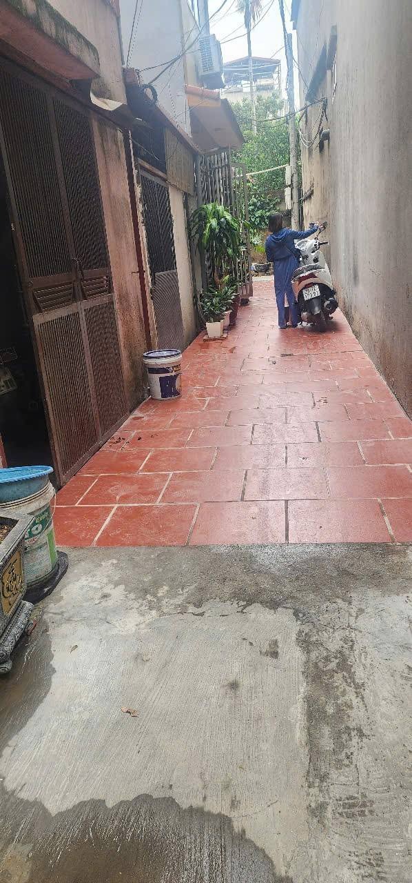 Bán nhà C4 Xuân Phương 51m², gần ô tô, ngõ rộng giá 7.65 tỷ