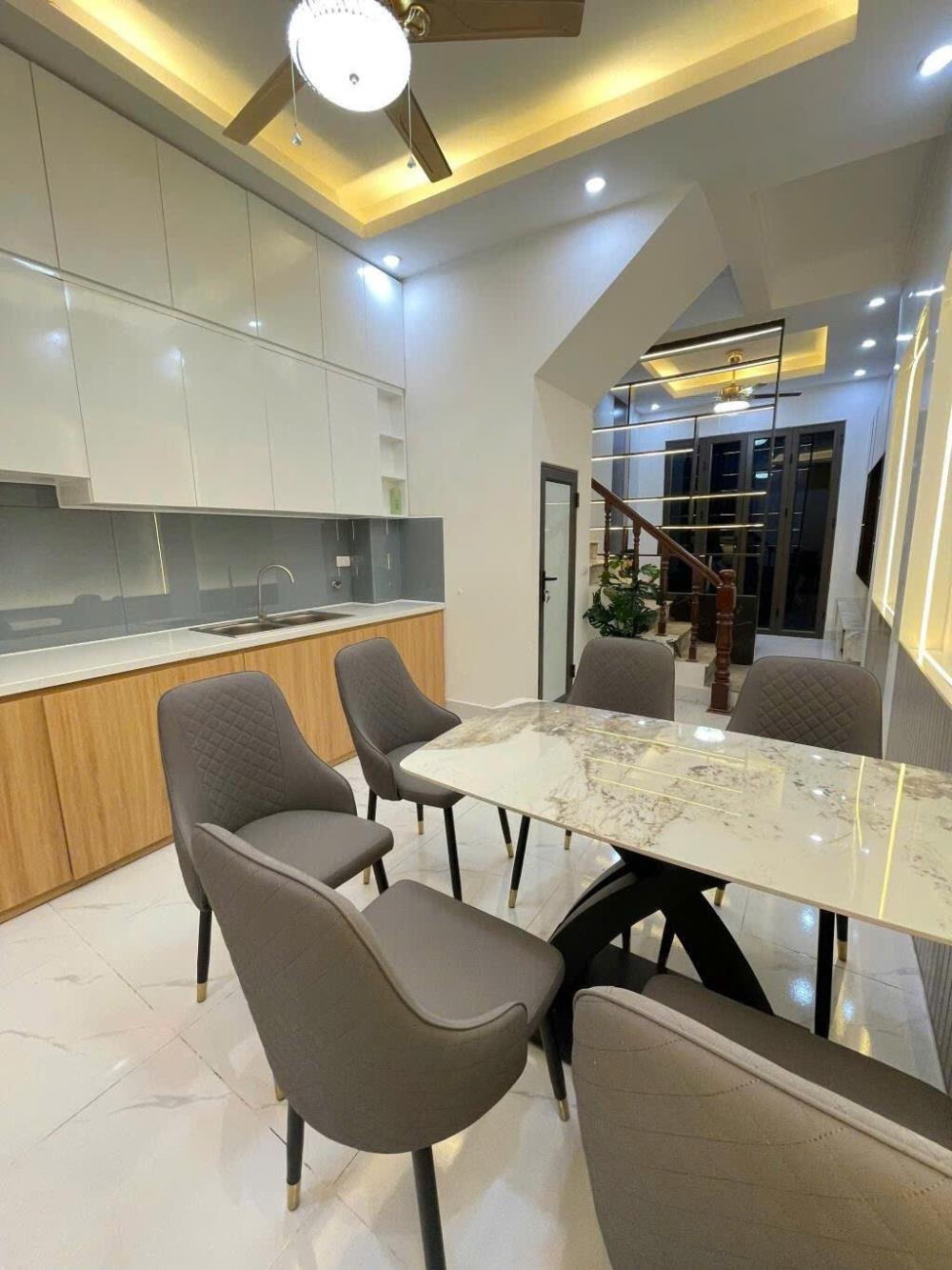 Đào Tấn 32m2 x 4 Tầng - Ngõ Thông - Full Nội Thất - Giá Tốt
