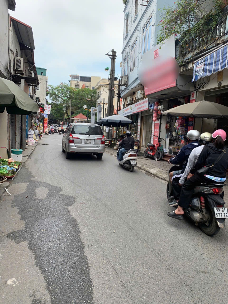 Bán Nhà Mặt Đường Nguyễn Khang - Kinh Doanh Đỉnh, Vỉa Hè Rộng - Ô Tô Đỗ Cửa