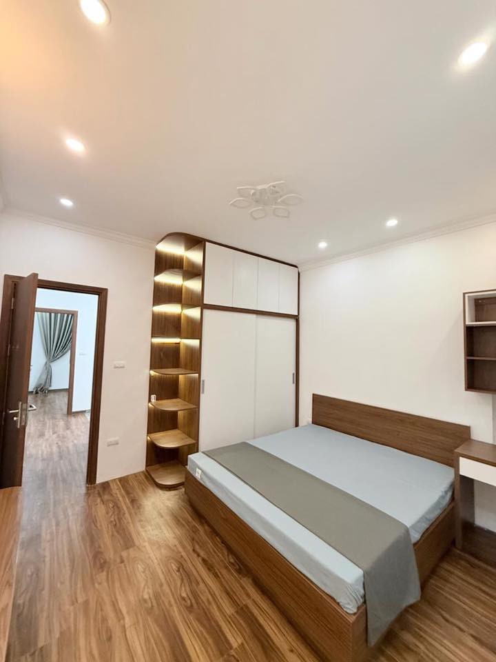 Bán nhà phố Kim Ngưu, Hai Bà Trưng 43m², 4 tầng - Giá 9.85 tỷ