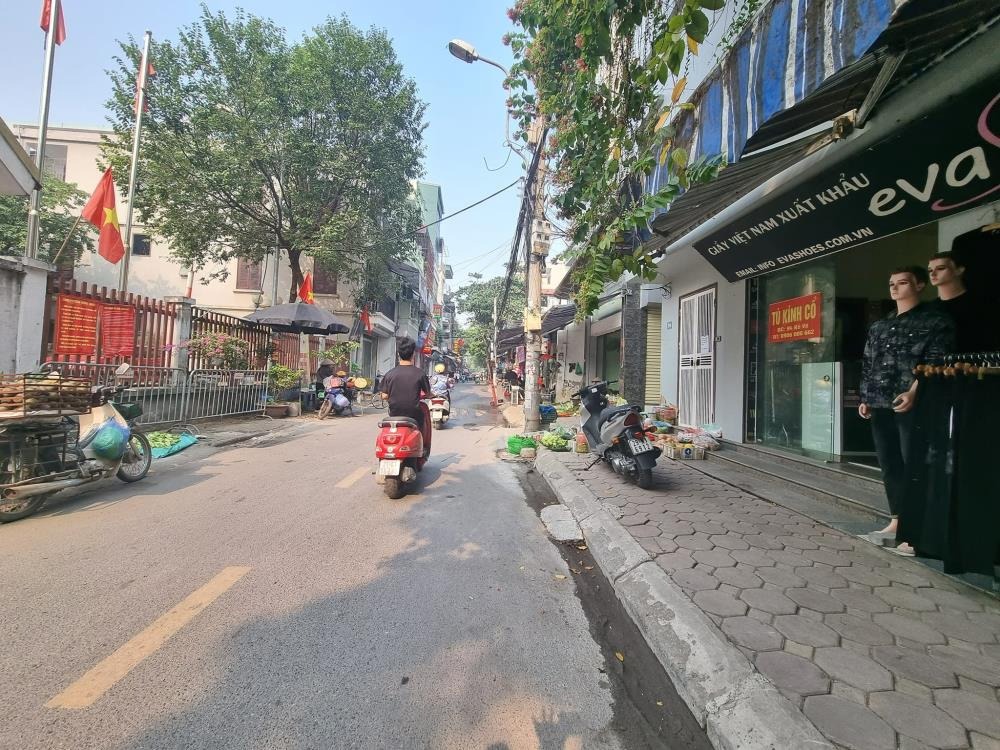 Bán Nhanh Nhà Kẻ Vẽ, Đông Ngạc: 77m2, 4 Tầng, Giá 10.8 Tỷ - Vị Trí Đắc Địa